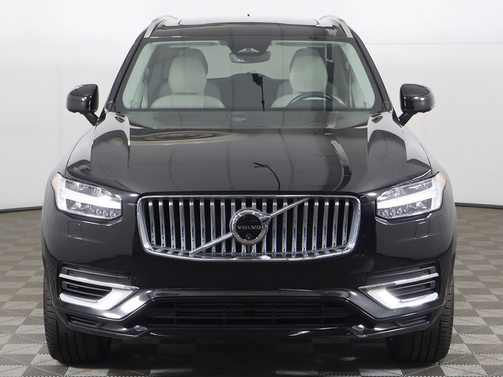 Used 2025 Volvo XC90 T8 Plus w/ Protection Package Premier AWD/4WD image 14