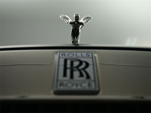 Used 2016 Rolls-Royce Dawn image 55