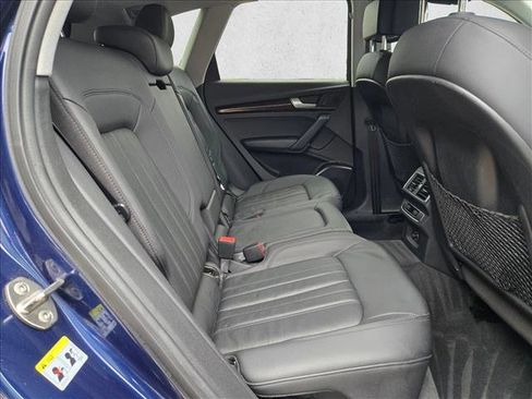 Used 2019 Audi Q5 Premium image 19