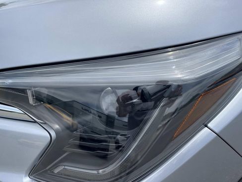 Certified 2025 Subaru Ascent Touring AWD/4WD image 9
