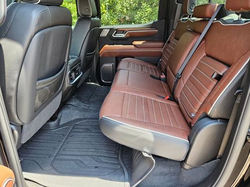 Used 2025 GMC Sierra 1500 Denali Ultimate AWD/4WD image 18