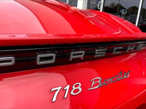Used 2022 Porsche 718 Boxster image 30