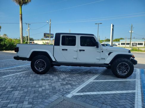 Used 2022 Jeep Gladiator Overland w/ Popular Equipment Package AWD/4WD image 6