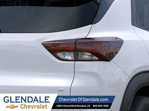 New 2026 Chevrolet TrailBlazer LT w/ LT Cold Weather Package FWD image 11