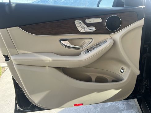 Certified 2022 Mercedes-Benz GLC 300 4MATIC image 14