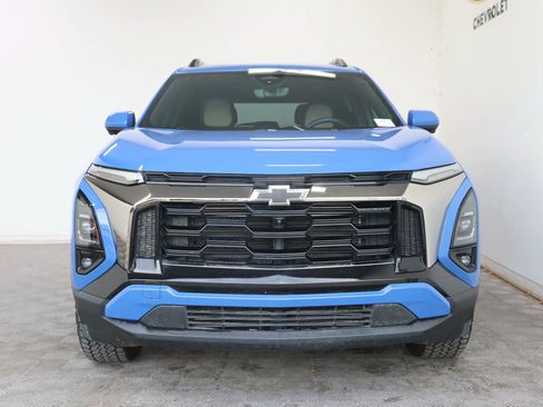 Used 2025 Chevrolet Equinox ACTIV w/ Safety and Technology Package FWD image 2