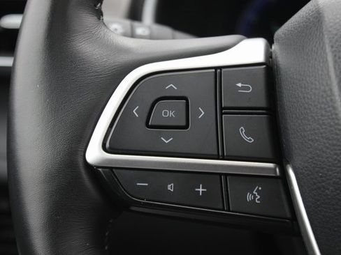 Used 2024 Toyota Highlander Limited image 15