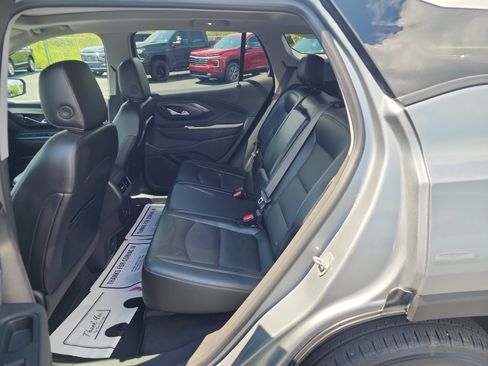 Certified 2023 GMC Terrain SLT w/ Infotainment Package II AWD/4WD image 27