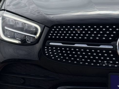 Used 2022 Mercedes-Benz GLC 300 image 4