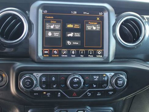 Used 2023 Jeep Wrangler Unlimited Rubicon 392 AWD/4WD image 16