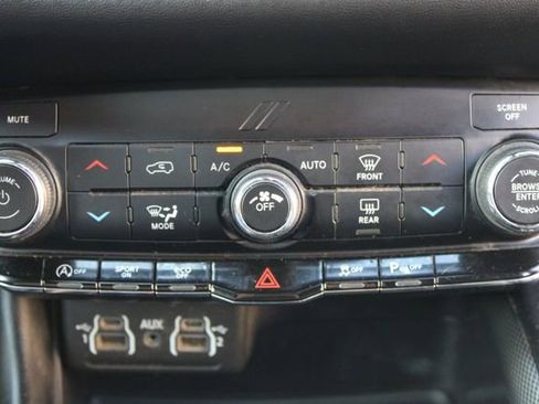 Used 2021 Dodge Durango GT w/ Blacktop Package AWD/4WD image 37