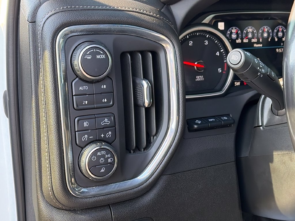 Used 2023 Chevrolet Silverado 3500 High Country AWD/4WD image 20