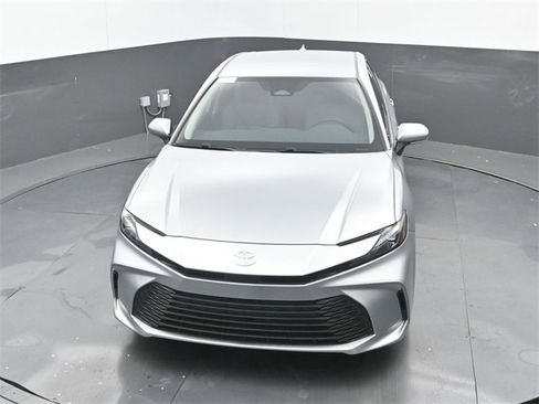 New 2026 Toyota Camry LE image 27