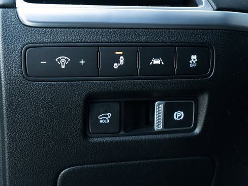 Used 2021 Hyundai Palisade Calligraphy image 39