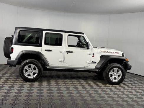 Used 2022 Jeep Wrangler Unlimited Sport image 5
