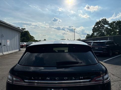 Used 2021 Lincoln Nautilus AWD w/ Equipment Group 101A image 5