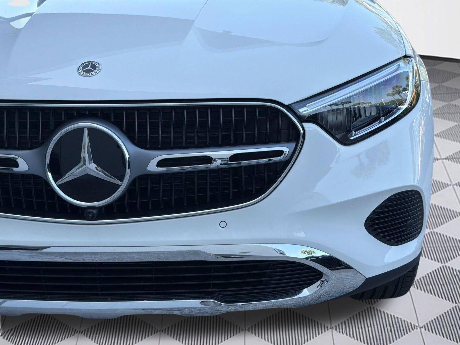 Used 2026 Mercedes-Benz GLC 300 4MATIC image 12