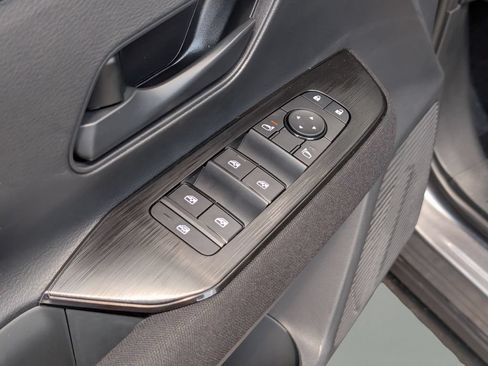New 2026 Nissan Kicks S FWD image 17