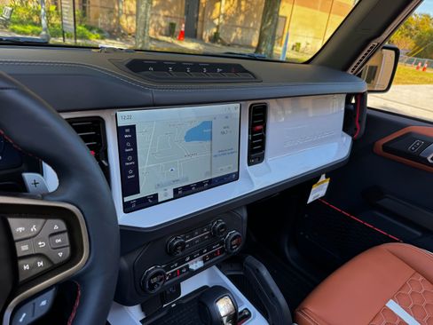 Used 2024 Ford Bronco Raptor image 38