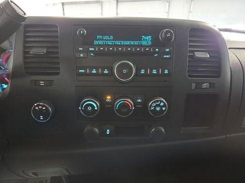 Used 2014 GMC Sierra 3500 SLE image 7