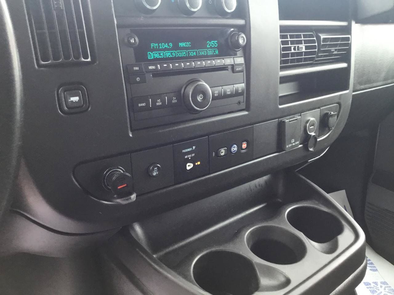 Used 2021 Chevrolet Express 2500 w/ Communications Package RWD image 20