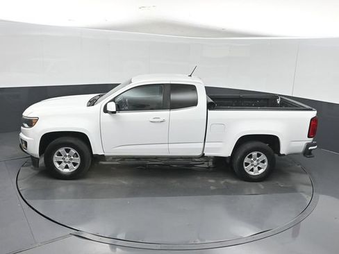 Used 2018 Chevrolet Colorado W/T w/ WT Convenience Package RWD image 39