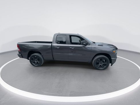 Used 2022 RAM 1500 Big Horn w/ Night Edition AWD/4WD image 9