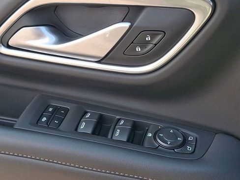 Used 2022 Chevrolet Tahoe LT image 24