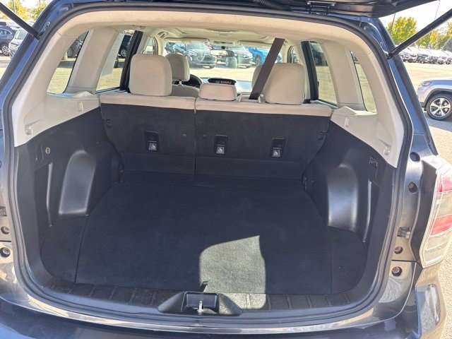 Used 2017 Subaru Forester 2.5i Premium w/ All-Weather Package AWD/4WD image 15