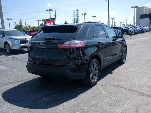 Used 2023 Ford Edge SEL w/ Sport Appearance Package AWD/4WD image 6