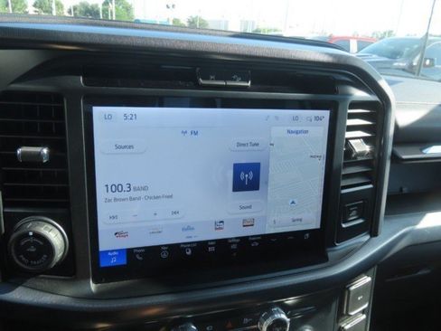 Used 2025 Ford F150 Platinum w/ Equipment Group 702A High AWD/4WD image 7