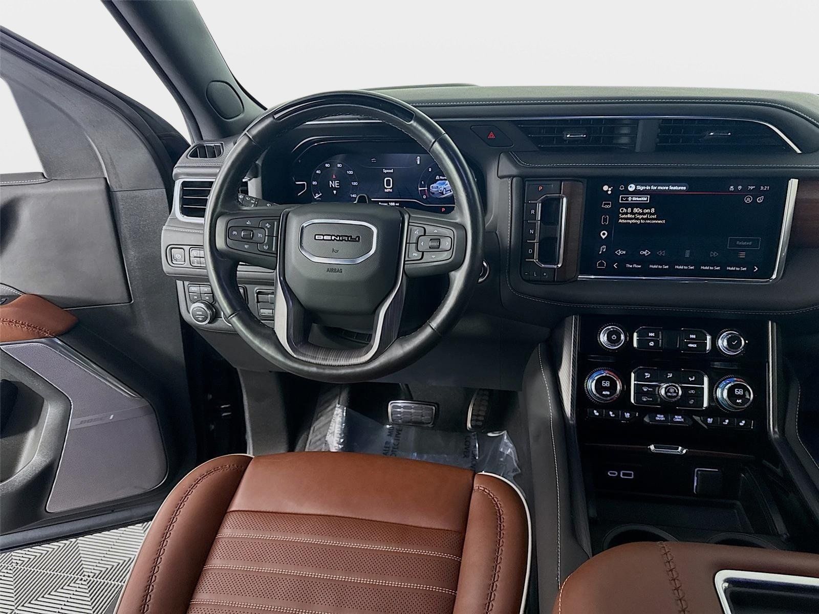 Used 2024 GMC Yukon Denali Ultimate AWD/4WD image 25