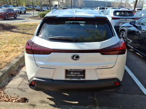 New 2025 Lexus UX 300h FWD image 3