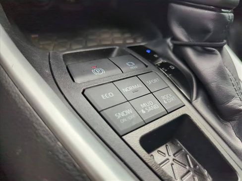 Certified 2025 Toyota RAV4 XLE Premium AWD/4WD image 23