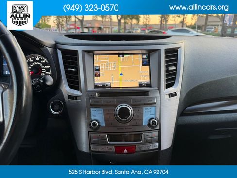 Used 2014 Subaru Outback 2.5i Limited AWD/4WD image 11