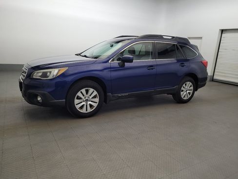 Used 2015 Subaru Outback 2.5i Premium AWD/4WD image 2