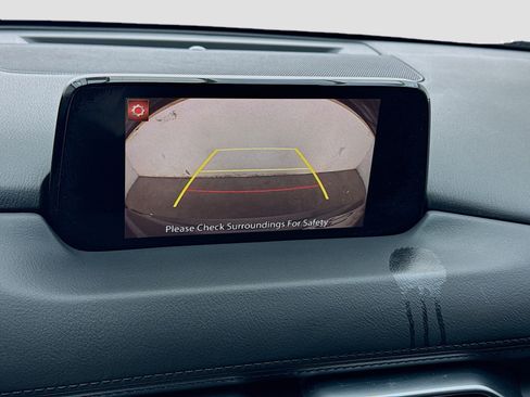 Used 2019 MAZDA CX-5 Touring FWD image 10