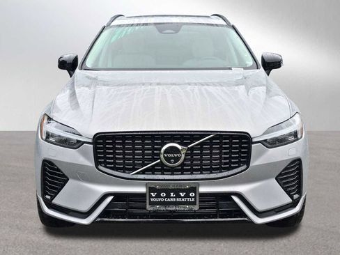 Certified 2024 Volvo XC60 T8 Plus w/ Protection Package Premier image 8