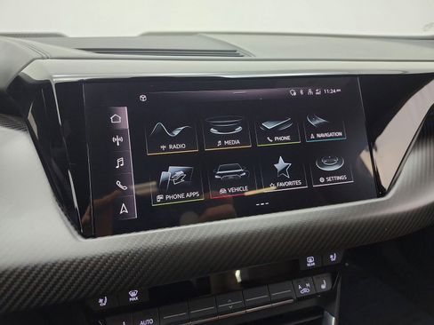 Used 2023 Audi RS e-tron GT w/ Carbon Performance Package image 10