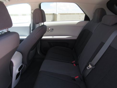 Used 2024 Hyundai Ioniq 5 SEL RWD image 14
