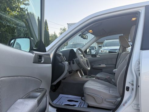 Used 2010 Subaru Forester 2.5X AWD/4WD image 15