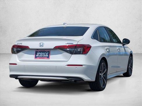 Certified 2022 Honda Civic Touring image 5