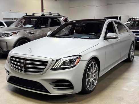 Used 2018 Mercedes-Benz S 560 Sedan image 37