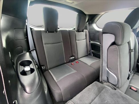 Used 2017 Nissan Pathfinder S FWD image 19