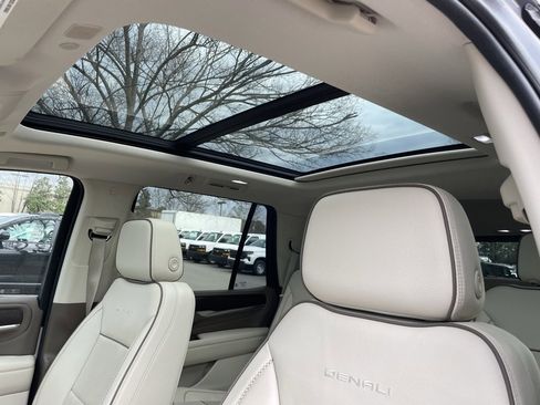 Used 2022 GMC Yukon Denali image 26
