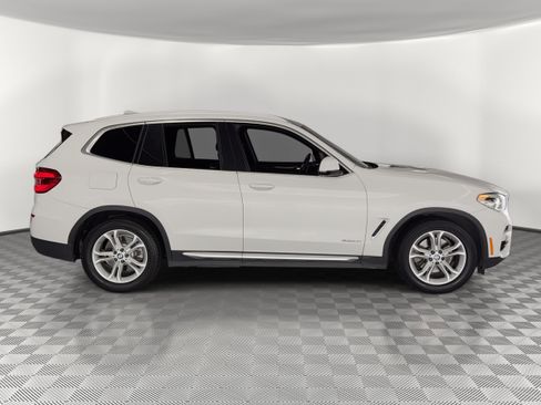 Used 2018 BMW X3 xDrive30i AWD/4WD image 8
