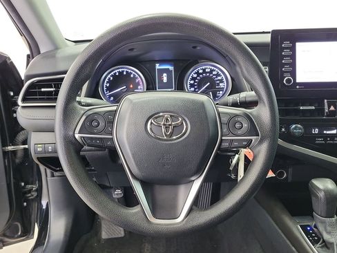 Used 2022 Toyota Camry LE FWD image 20