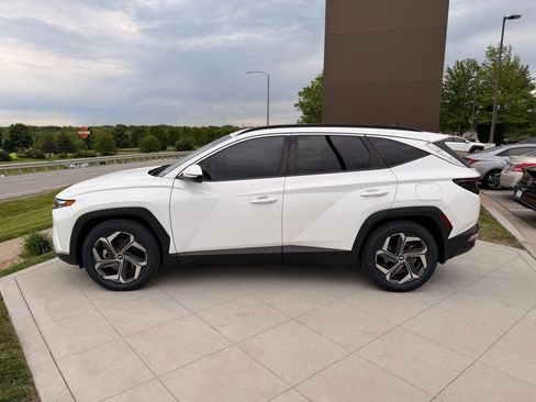 Used 2023 Hyundai Tucson SEL w/ Convenience Package FWD image 2