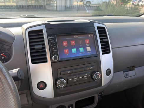 Used 2021 Nissan Frontier S RWD image 11
