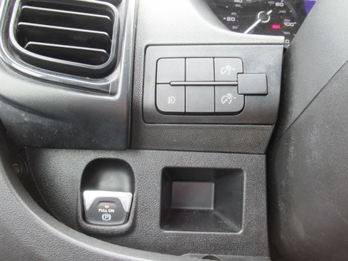 Used 2025 RAM ProMaster 3500 w/ Convenience Group FWD image 31